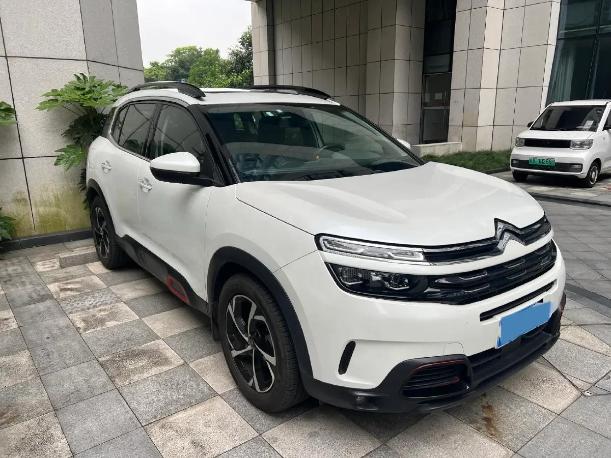 2019 Citroen C5 Aircross 1.6T 170HP L4 6AT,autocango,china used car exporter,china ev exporter,chinese used car exporter,chinese used ev exporter