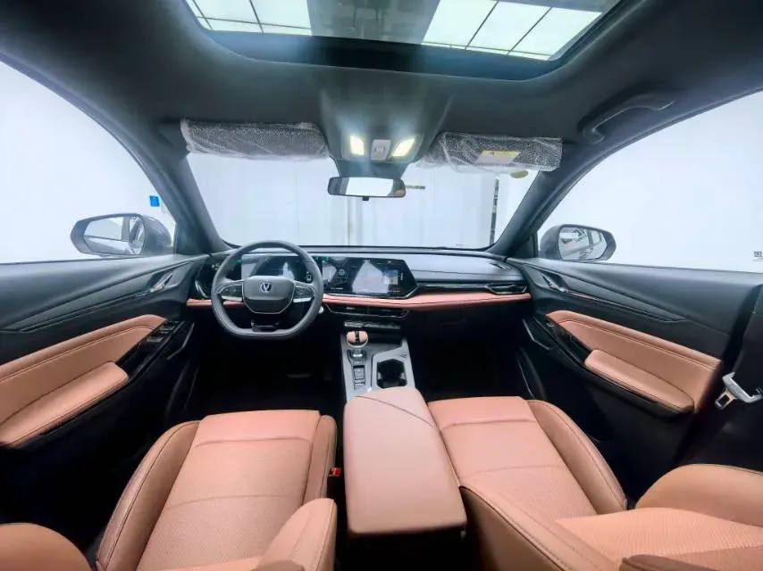 2026 ChangAn X5 PLUS 1.5T 192HP L4 7DCT,autocango,china used car exporter,china ev exporter,chinese used car exporter,chinese used ev exporter