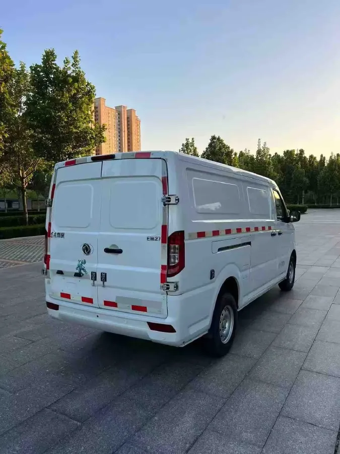 2020 DongFeng Aeolus YiXuan EV BEV 47.7KWH,autocango,china used car exporter,china ev exporter,chinese used car exporter,chinese used ev exporter