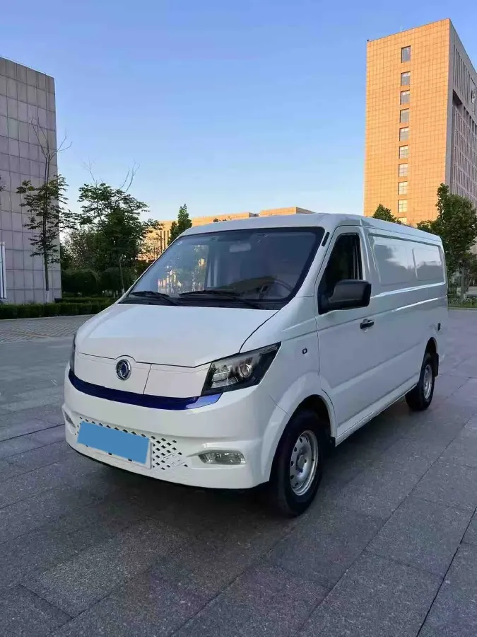 2020 DongFeng Aeolus YiXuan EV BEV 47.7KWH,autocango,china used car exporter,china ev exporter,chinese used car exporter,chinese used ev exporter