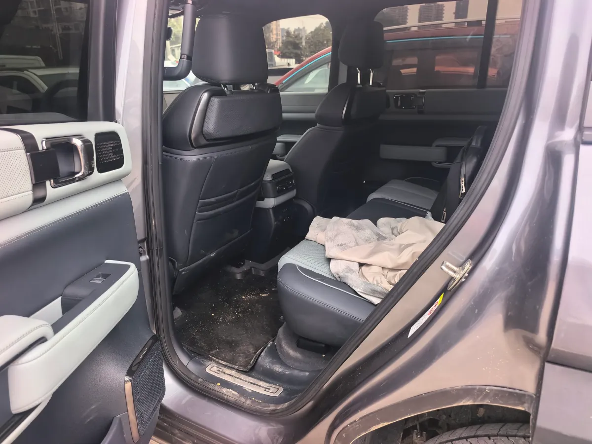 2023 FangChengBao Bao 5 1.5T 194HP L4 E-CVT PHEV 31.8KWH,autocango,china used car exporter,china ev exporter,chinese used car exporter,chinese used ev exporter