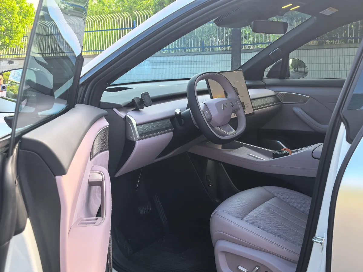 2024 ONVO L60 BEV 60KWH,autocango,china used car exporter,china ev exporter,chinese used car exporter,chinese used ev exporter