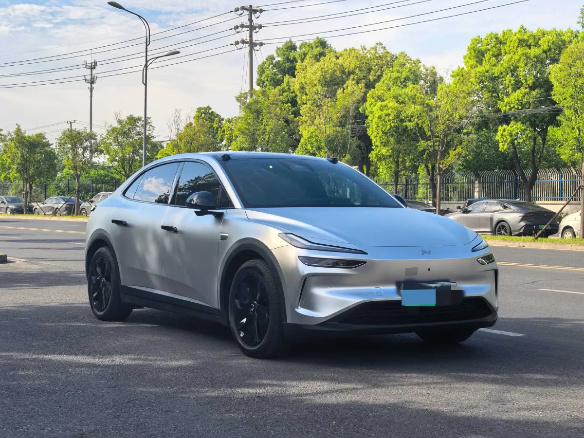 2024 ONVO L60 BEV 60KWH,autocango,china used car exporter,china ev exporter,chinese used car exporter,chinese used ev exporter