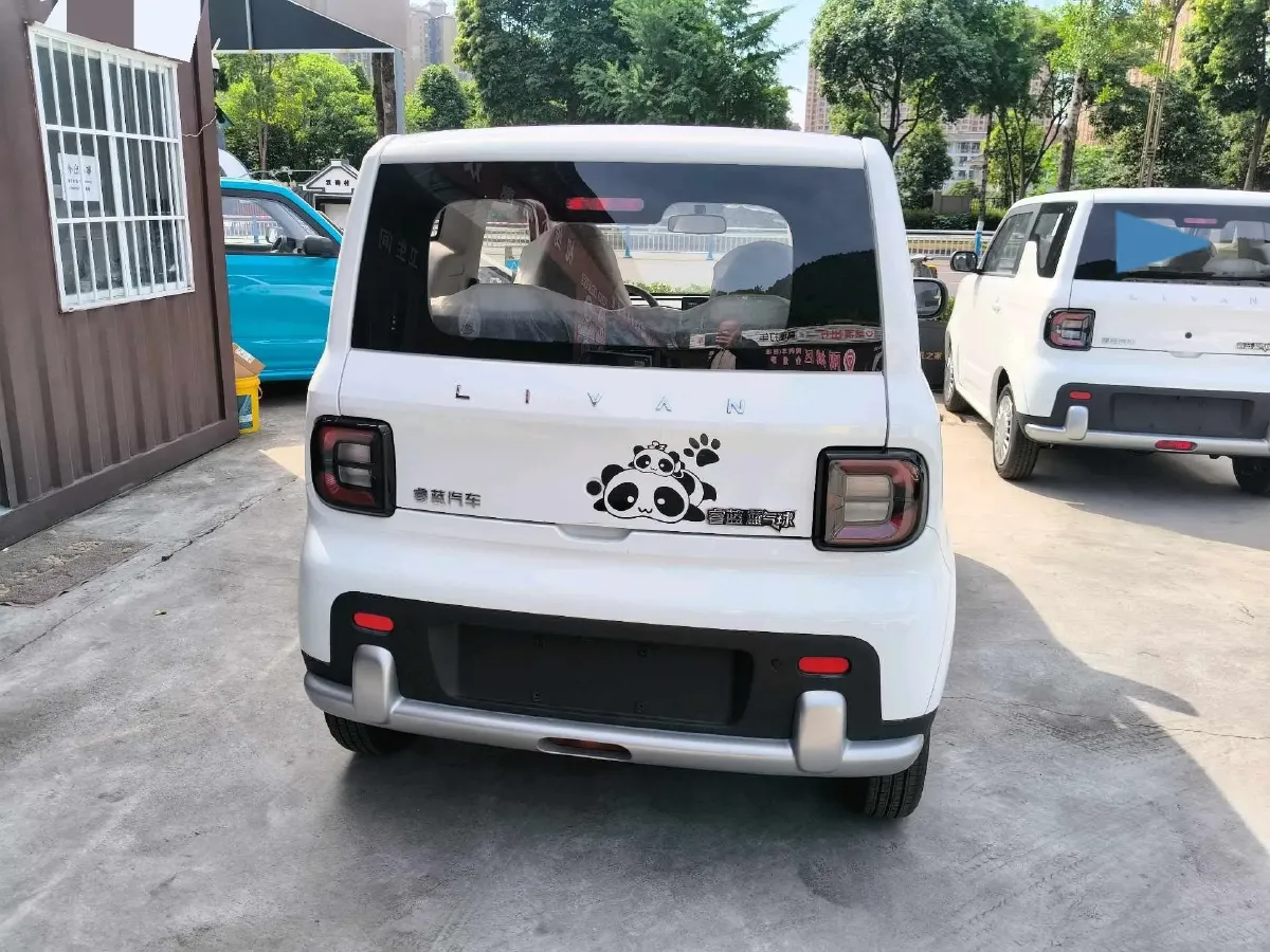 2025 Geely Lanqiqiu BEV,autocango,china used car exporter,china ev exporter,chinese used car exporter,chinese used ev exporter