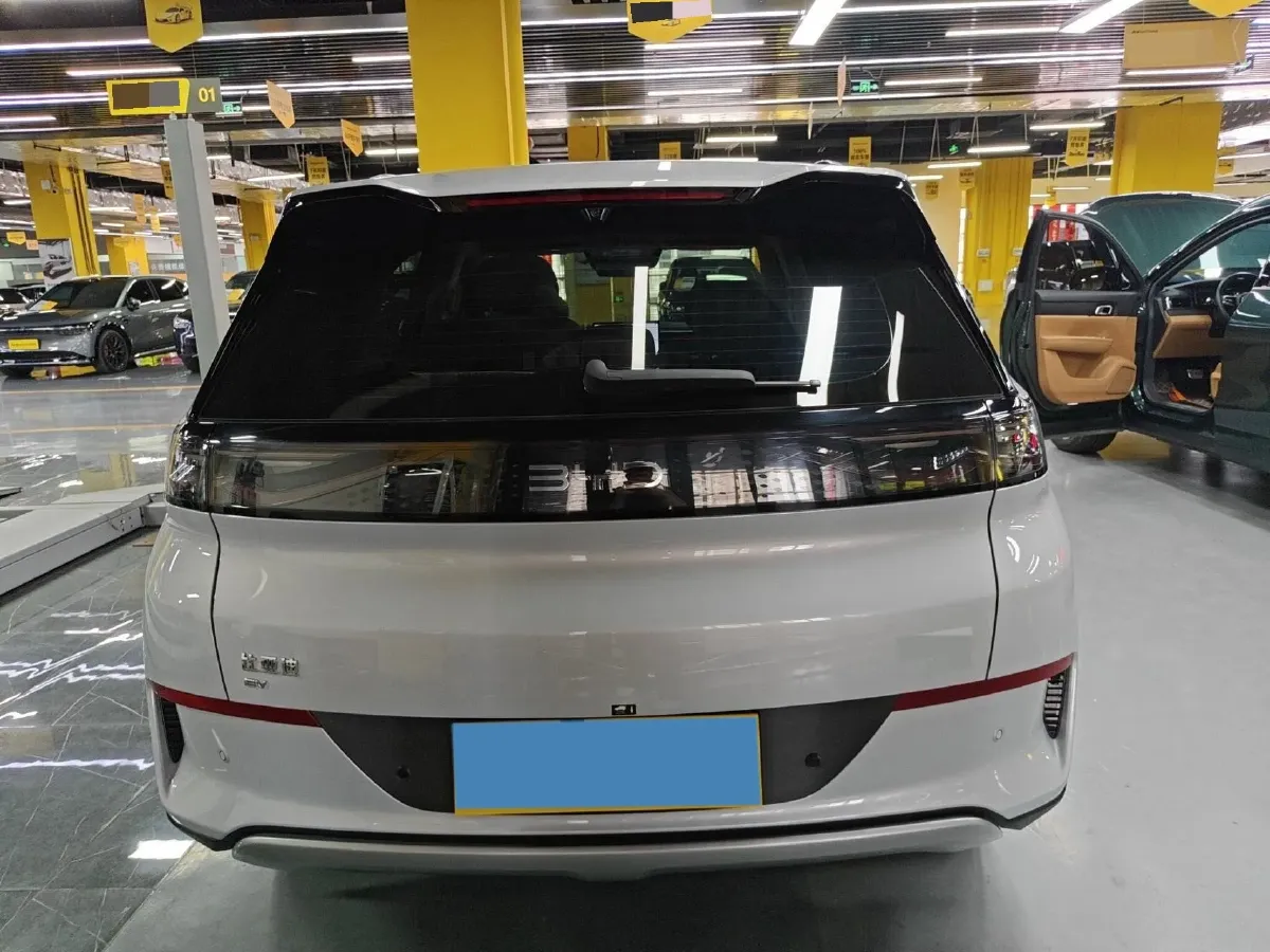 2025 BYD Sea Lion 05 DM-i 1.5L 101HP L4 E-CVT PHEV 18.3KWH,autocango,china used car exporter,china ev exporter,chinese used car exporter,chinese used ev exporter