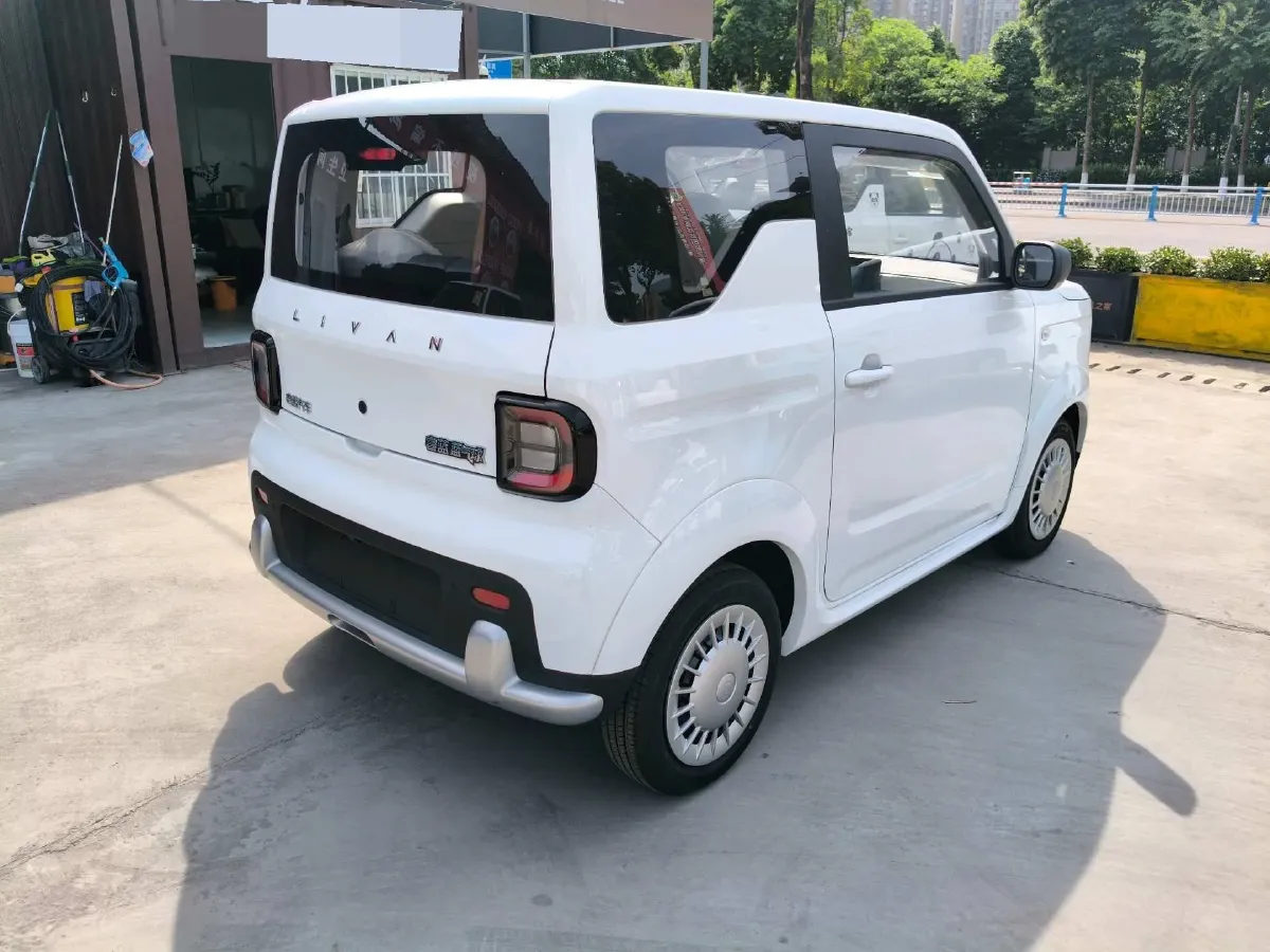2025 Geely Lanqiqiu BEV,autocango,china used car exporter,china ev exporter,chinese used car exporter,chinese used ev exporter