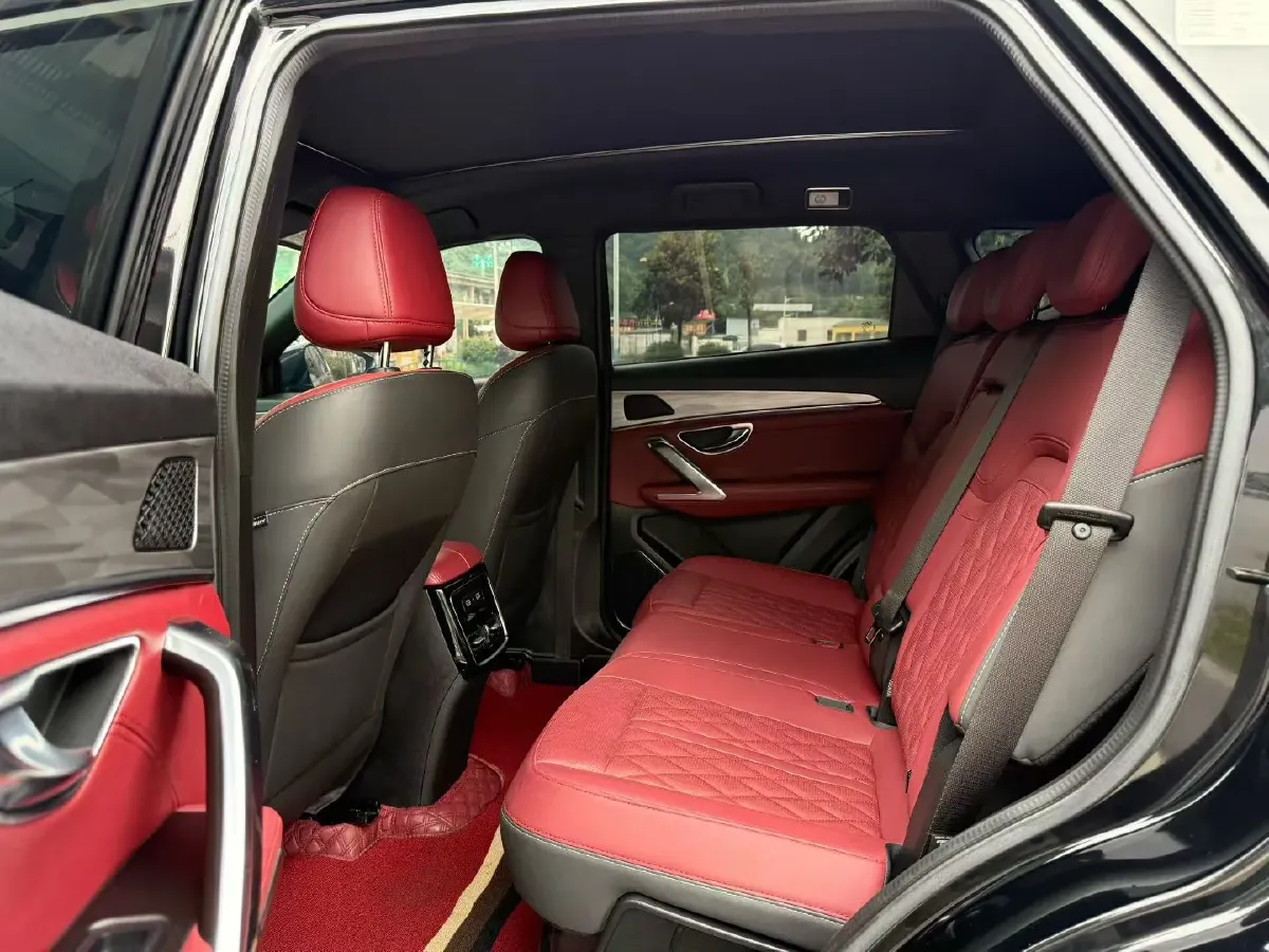 2023 Jetour X70 Plus 1.5T 156HP L4 6DCT,autocango,china used car exporter,china ev exporter,chinese used car exporter,chinese used ev exporter