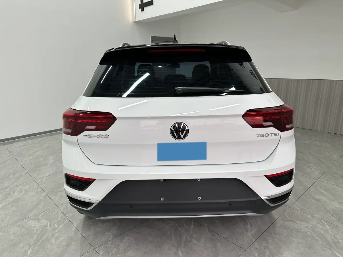 2022 Volkswagen T-Roc 1.4T 150HP L4 7DCT,autocango,china used car exporter,china ev exporter,chinese used car exporter,chinese used ev exporter