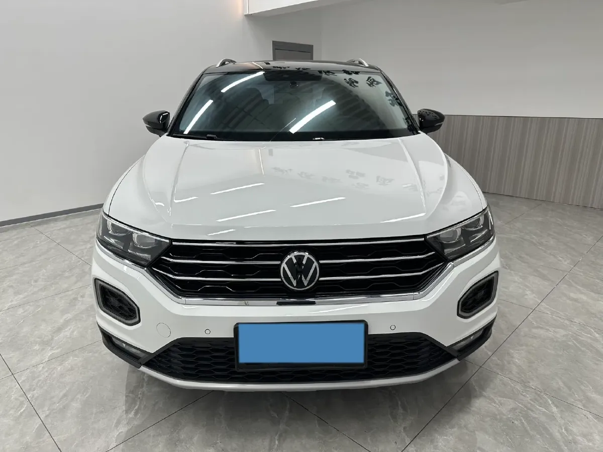 2022 Volkswagen T-Roc 1.4T 150HP L4 7DCT,autocango,china used car exporter,china ev exporter,chinese used car exporter,chinese used ev exporter