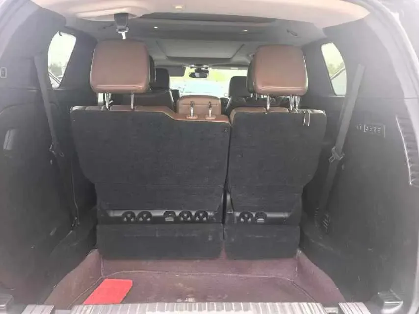 2017 Chrysler Pacifica 3.6L 279HP V6 9AT,autocango,china used car exporter,china ev exporter,chinese used car exporter,chinese used ev exporter