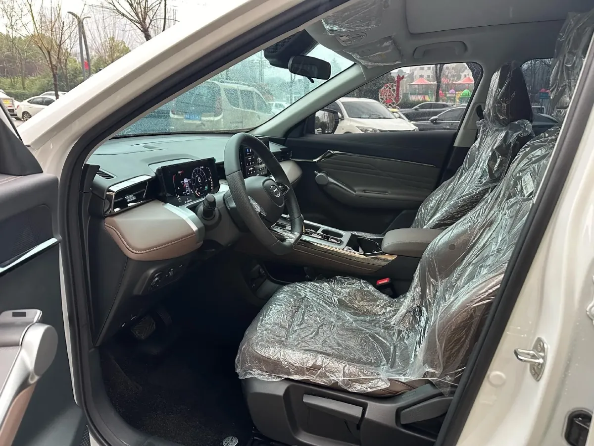 2024 GAC Trumpchi GS4 1.5T 177HP L4 7DCT,autocango,china used car exporter,china ev exporter,chinese used car exporter,chinese used ev exporter