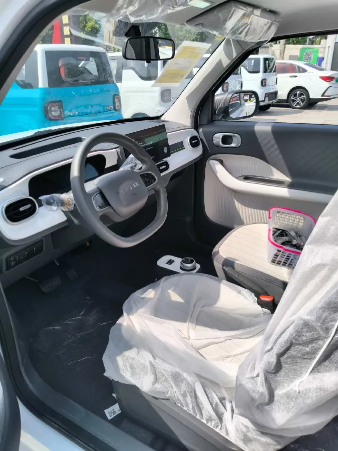 2025 Geely Lanqiqiu BEV,autocango,china used car exporter,china ev exporter,chinese used car exporter,chinese used ev exporter