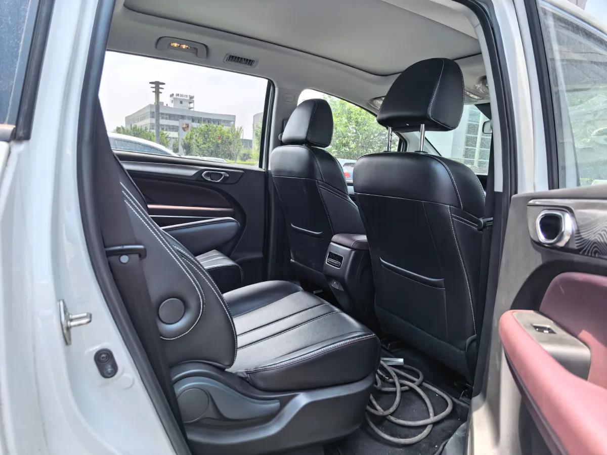 2023 GAC Trumpchi M6 1.5T 177HP L4 7DCT,autocango,china used car exporter,china ev exporter,chinese used car exporter,chinese used ev exporter