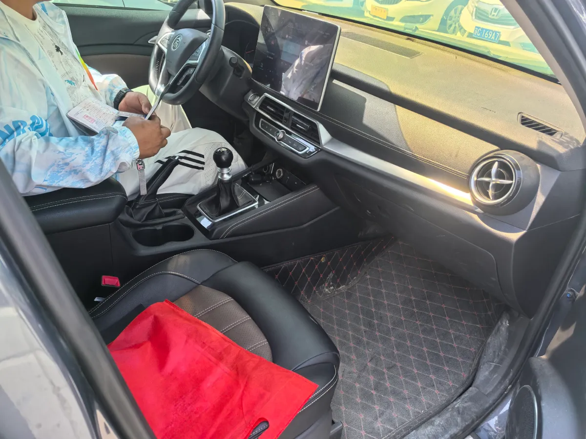 2019 BYD Song 1.5T 154HP L4 6MT,autocango,china used car exporter,china ev exporter,chinese used car exporter,chinese used ev exporter