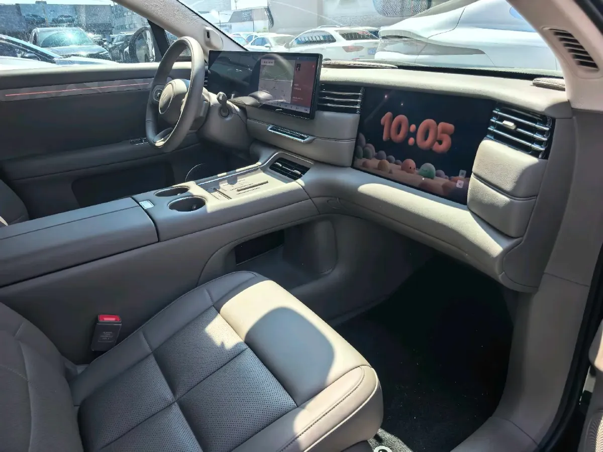 2026 IM LS6 REEV 155HP REEV,autocango,china used car exporter,china ev exporter,chinese used car exporter,chinese used ev exporter
