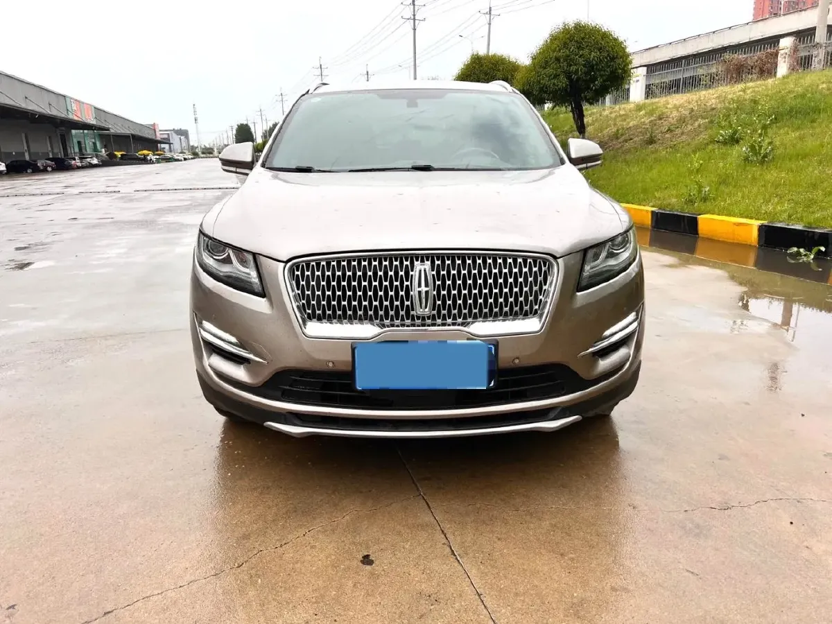 2019 Lincoln MKC 2.0T 203HP L4 6AT,autocango,china used car exporter,china ev exporter,chinese used car exporter,chinese used ev exporter