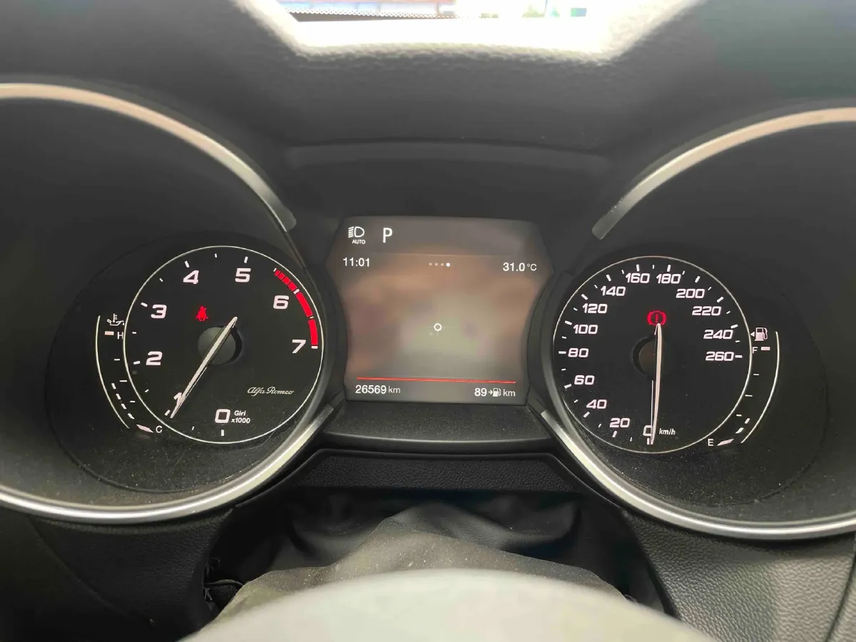 2017 Jaguar XE 2.0T 240HP L4 8AT,autocango,china used car exporter,china ev exporter,chinese used car exporter,chinese used ev exporter