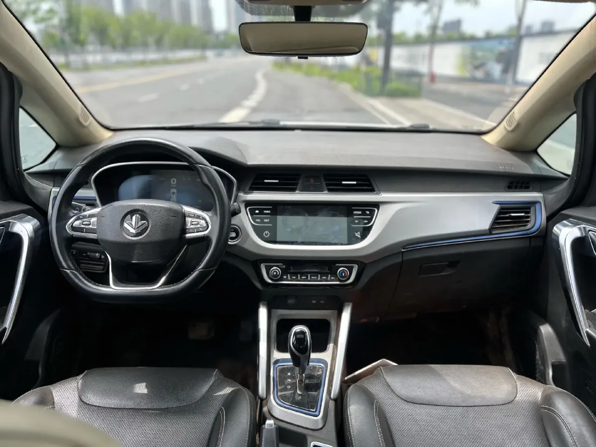 2020 Livan Maple 30X BEV 37KWH,autocango,china used car exporter,china ev exporter,chinese used car exporter,chinese used ev exporter