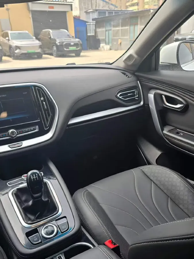 2018 Jetour X70 1.5T 147HP L4 5MT,autocango,china used car exporter,china ev exporter,chinese used car exporter,chinese used ev exporter