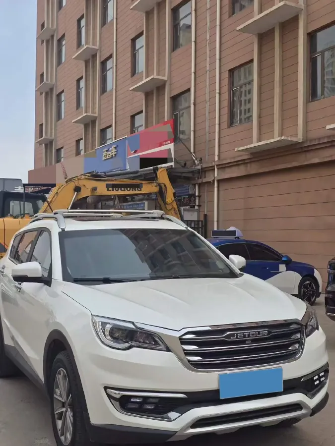 2018 Jetour X70 1.5T 147HP L4 5MT,autocango,china used car exporter,china ev exporter,chinese used car exporter,chinese used ev exporter