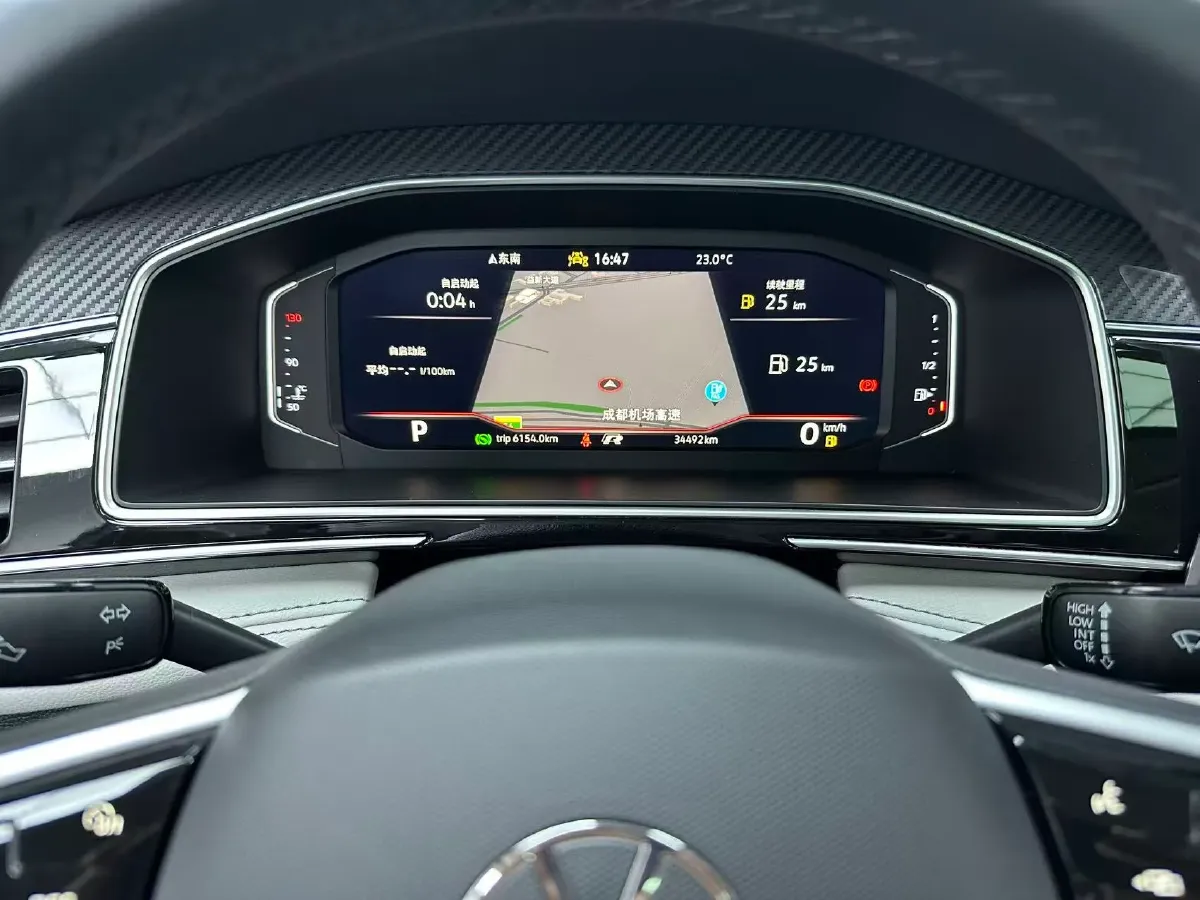 2023 Volkswagen Tiguan L 2.0T 186HP L4 7DCT,autocango,china used car exporter,china ev exporter,chinese used car exporter,chinese used ev exporter