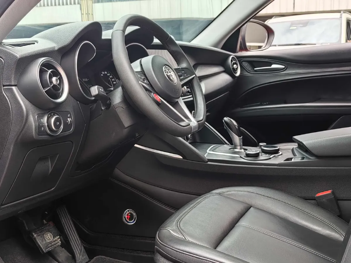 2017 Lexus NX 2.0T 238HP L4 6AT,autocango,china used car exporter,china ev exporter,chinese used car exporter,chinese used ev exporter