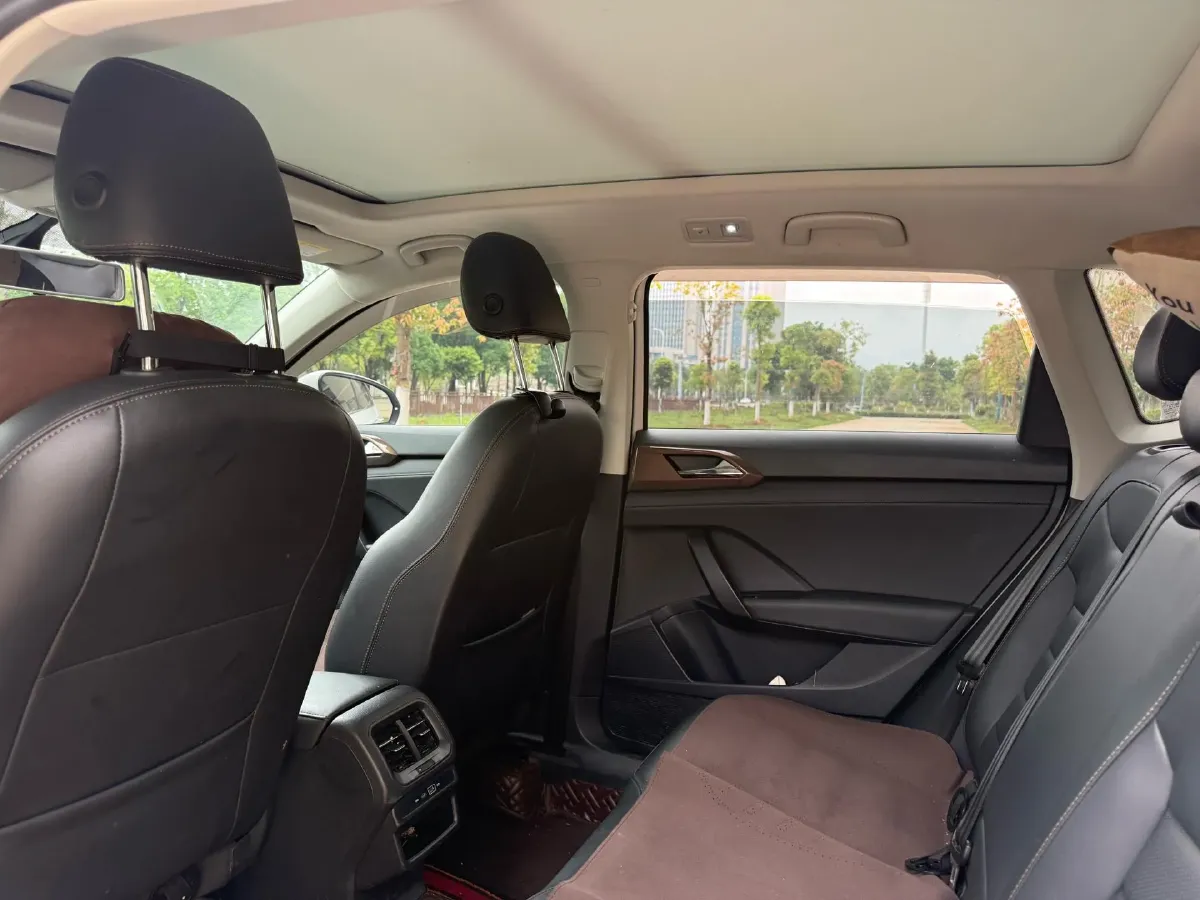2020 Volkswagen Tharu 2.0T 186HP L4 7DCT,autocango,china used car exporter,china ev exporter,chinese used car exporter,chinese used ev exporter