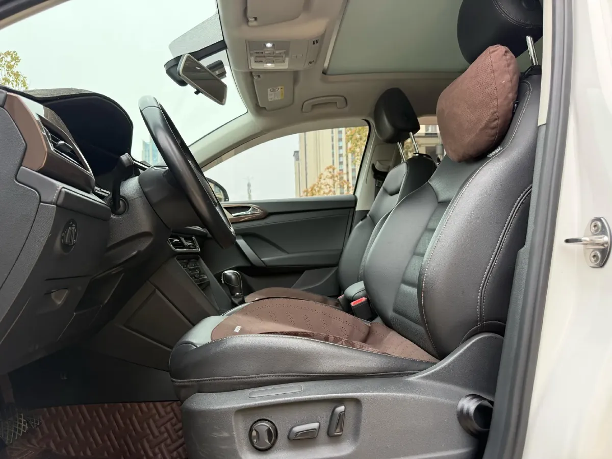 2020 Volkswagen Tharu 2.0T 186HP L4 7DCT,autocango,china used car exporter,china ev exporter,chinese used car exporter,chinese used ev exporter