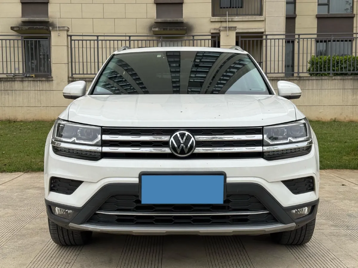 2020 Volkswagen Tharu 2.0T 186HP L4 7DCT,autocango,china used car exporter,china ev exporter,chinese used car exporter,chinese used ev exporter
