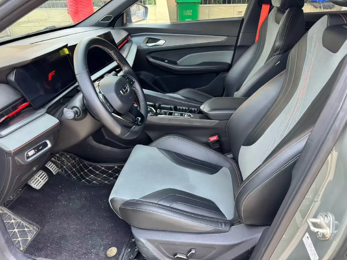 2022 Geely Binray 1.5T 181HP L4 7DCT,autocango,china used car exporter,china ev exporter,chinese used car exporter,chinese used ev exporter