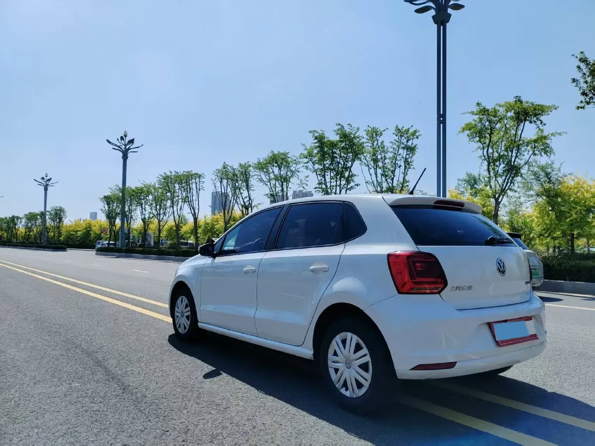 2016 Volkswagen Polo 1.4L 90HP L4 6AT,autocango,china used car exporter,china ev exporter,chinese used car exporter,chinese used ev exporter