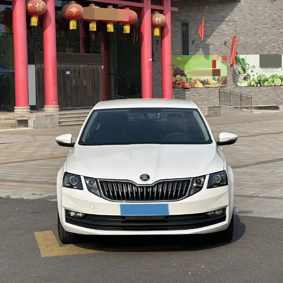 2018 Skoda Octavia 1.6L 110HP L4 6AT,autocango,china used car exporter,china ev exporter,chinese used car exporter,chinese used ev exporter
