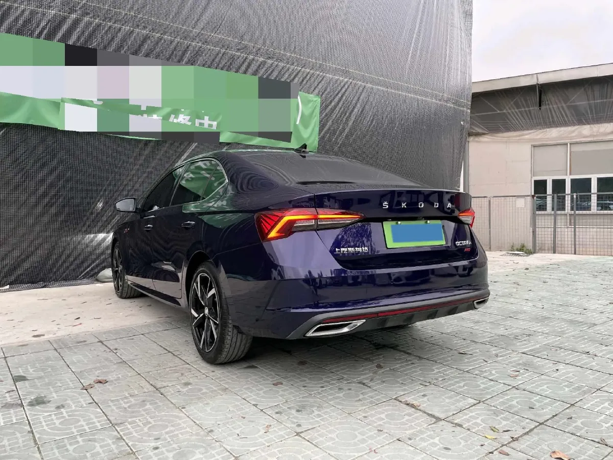 2022 Skoda Octavia 1.4T 150HP L4 7DCT,autocango,china used car exporter,china ev exporter,chinese used car exporter,chinese used ev exporter
