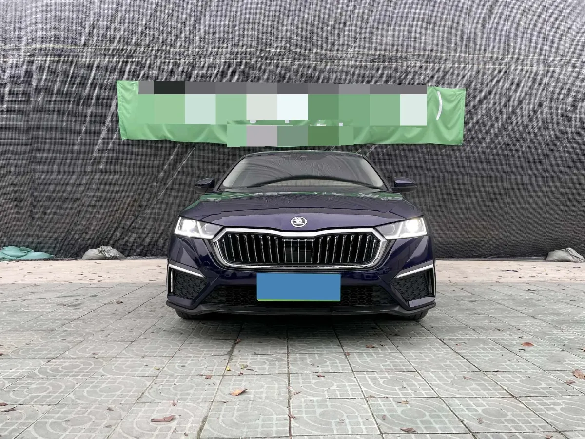2022 Skoda Octavia 1.4T 150HP L4 7DCT,autocango,china used car exporter,china ev exporter,chinese used car exporter,chinese used ev exporter