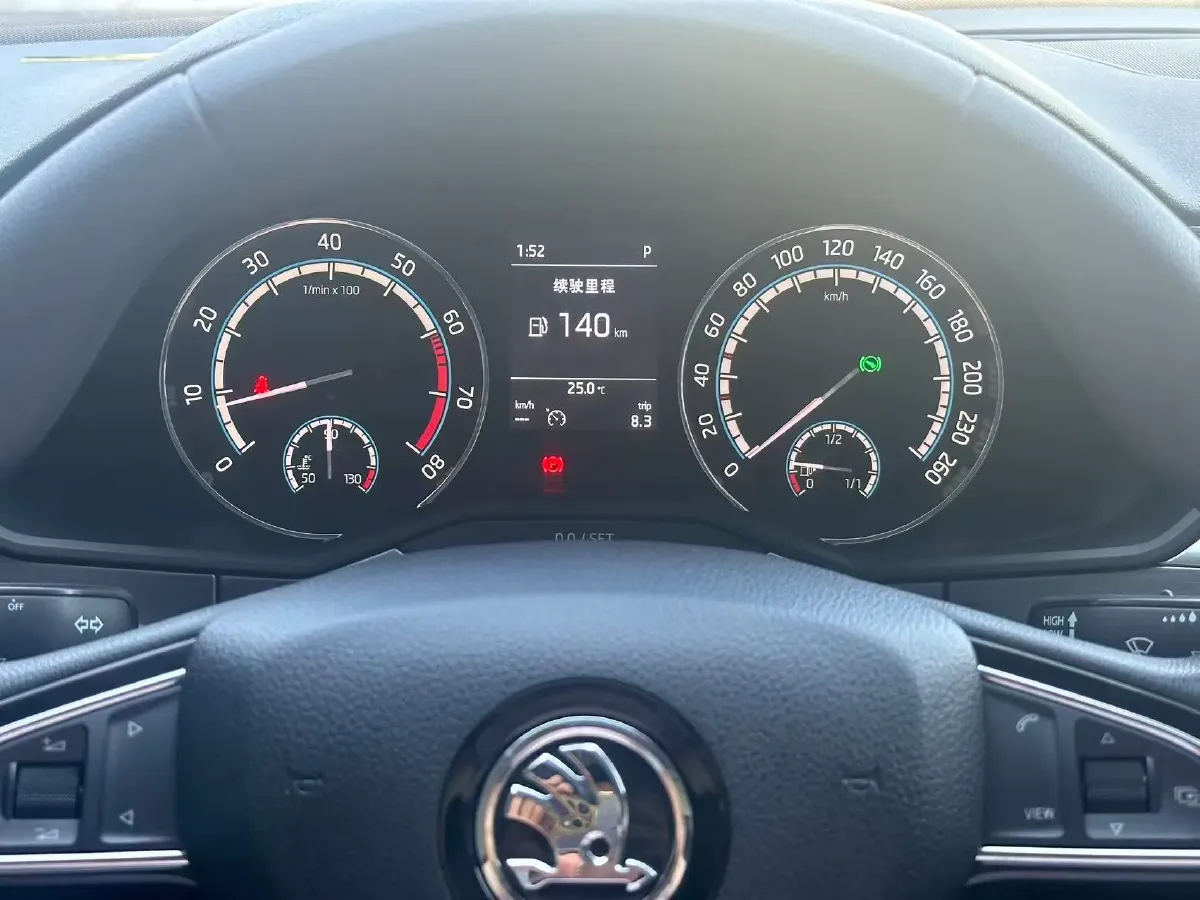 2019 Skoda Superb 1.4T 150HP L4 7DCT,autocango,china used car exporter,china ev exporter,chinese used car exporter,chinese used ev exporter