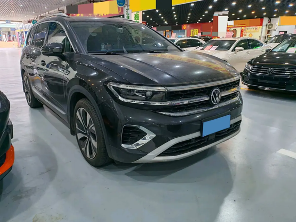 2024 Volkswagen Talagon 2.0T 220HP L4 7DCT,autocango,china used car exporter,china ev exporter,chinese used car exporter,chinese used ev exporter
