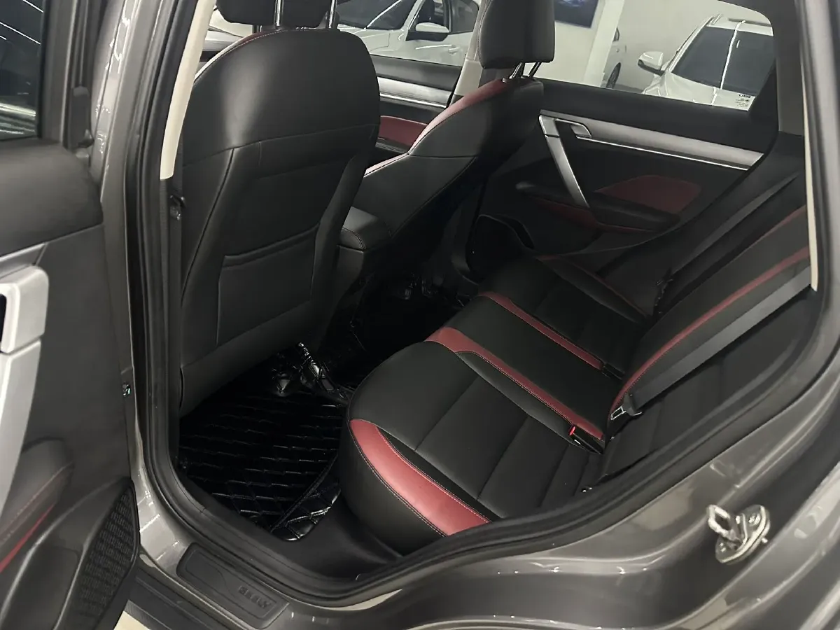 2021 Geely Coolray 1.4T 141HP L4 6MT,autocango,china used car exporter,china ev exporter,chinese used car exporter,chinese used ev exporter