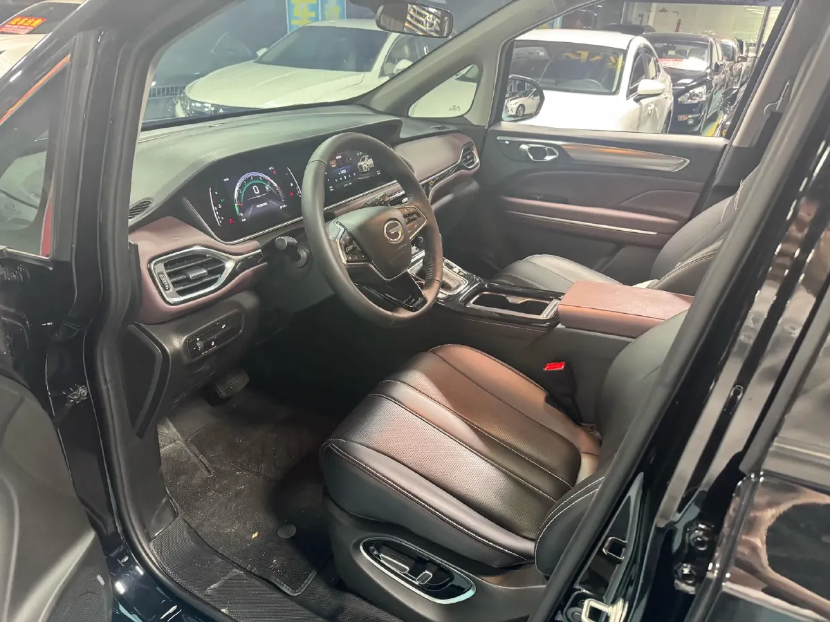 2023 GAC Trumpchi M6 1.5T 177HP L4 7DCT,autocango,china used car exporter,china ev exporter,chinese used car exporter,chinese used ev exporter