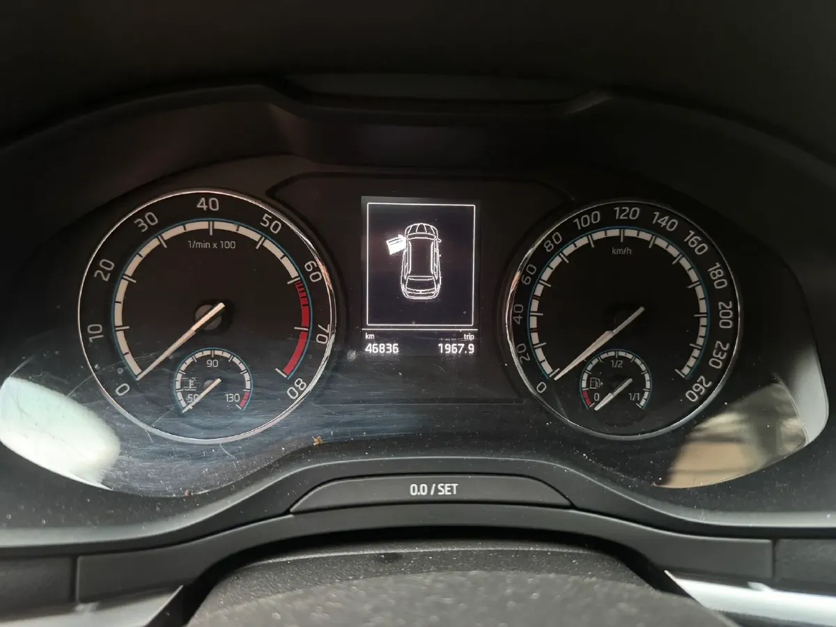 2021 Skoda Karoq 1.4T 150HP L4 7DCT,autocango,china used car exporter,china ev exporter,chinese used car exporter,chinese used ev exporter