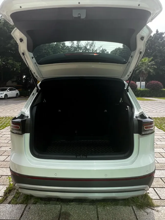 2025 Volkswagen Tharu 1.5L 110HP L4 6AT,autocango,china used car exporter,china ev exporter,chinese used car exporter,chinese used ev exporter