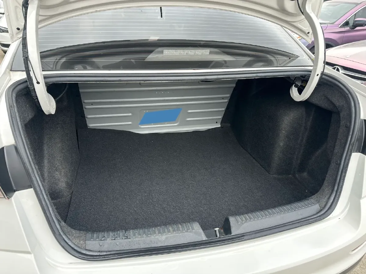2020 Skoda Rapid 1.5L 112HP L4 6AT,autocango,china used car exporter,china ev exporter,chinese used car exporter,chinese used ev exporter