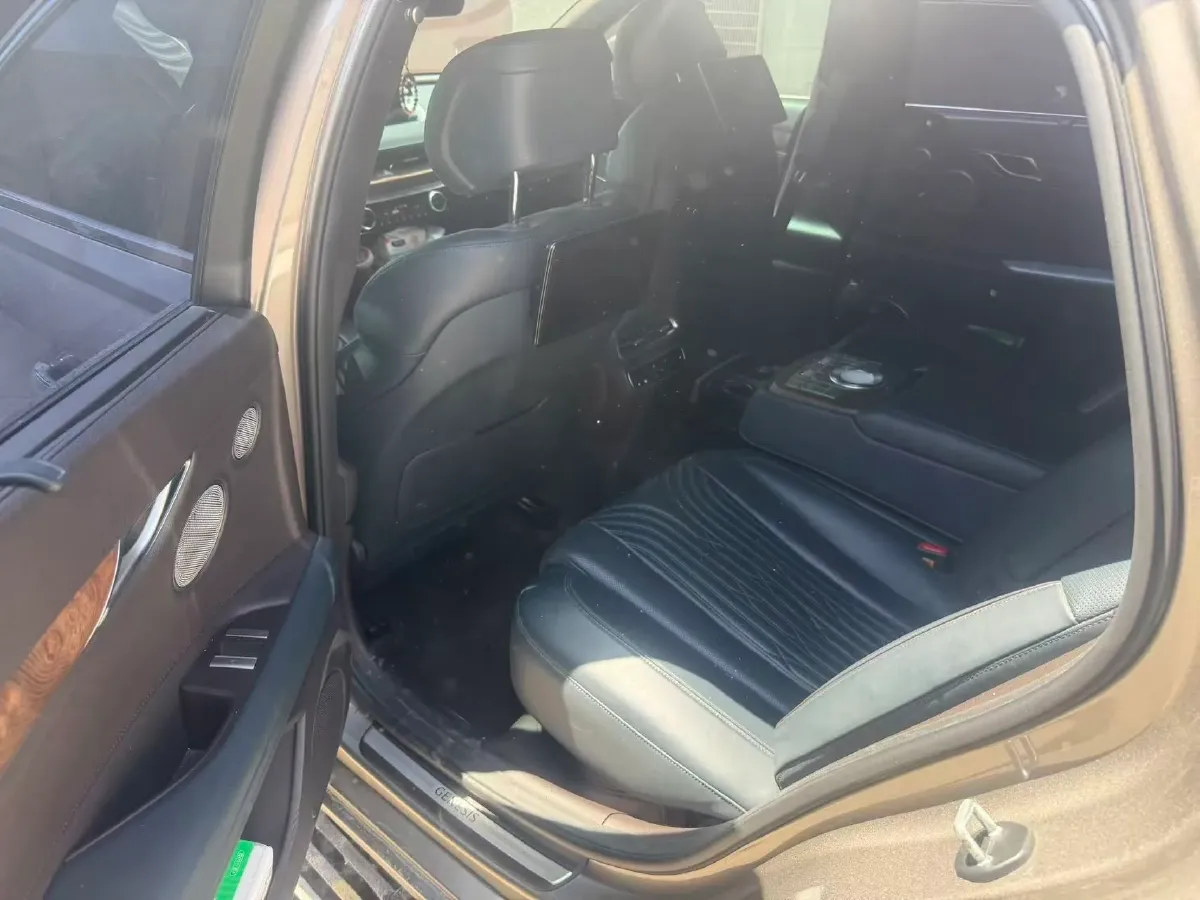 2021 Genesis G80 2.5T 304HP L4 8AT,autocango,china used car exporter,china ev exporter,chinese used car exporter,chinese used ev exporter