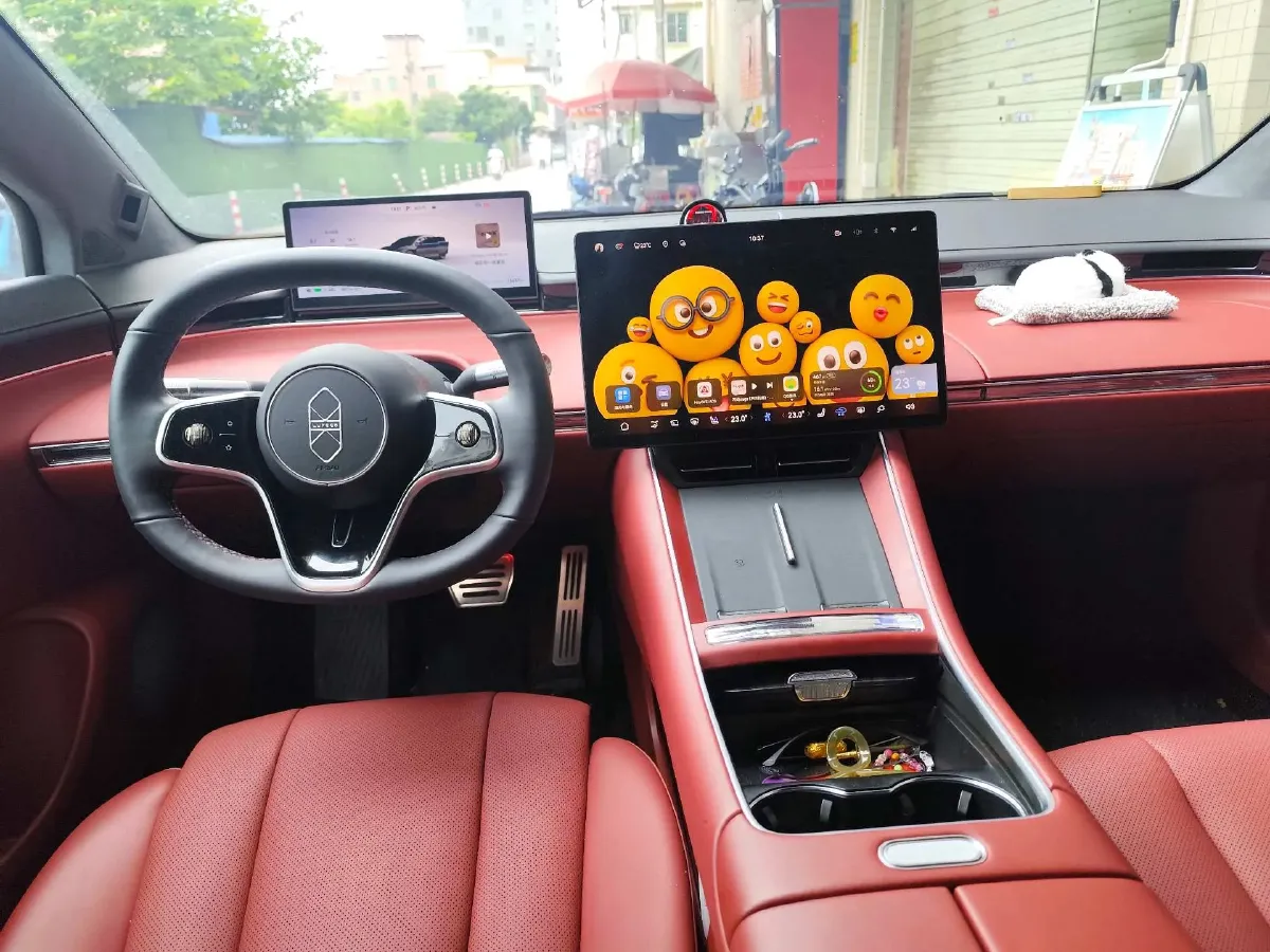 2025 Luxeed S7 BEV 100KWH,autocango,china used car exporter,china ev exporter,chinese used car exporter,chinese used ev exporter