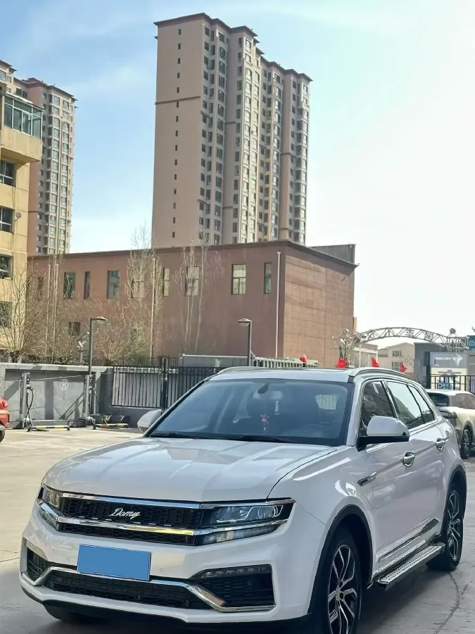 2018 Zotye Damy X7 2.0T 190HP L4 8AT,autocango,china used car exporter,china ev exporter,chinese used car exporter,chinese used ev exporter