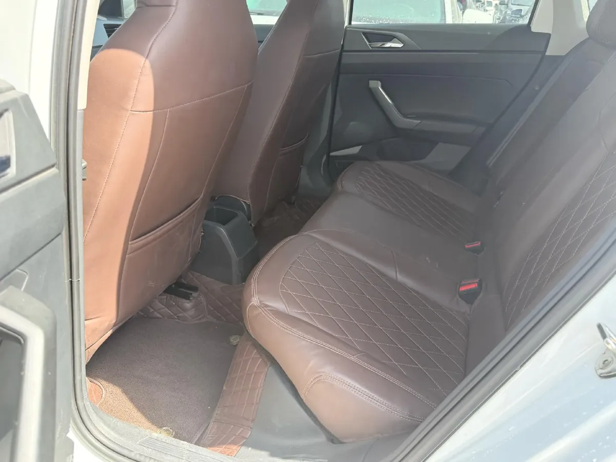 2023 Volkswagen Polo 1.5L 113HP L4 6AT,autocango,china used car exporter,china ev exporter,chinese used car exporter,chinese used ev exporter