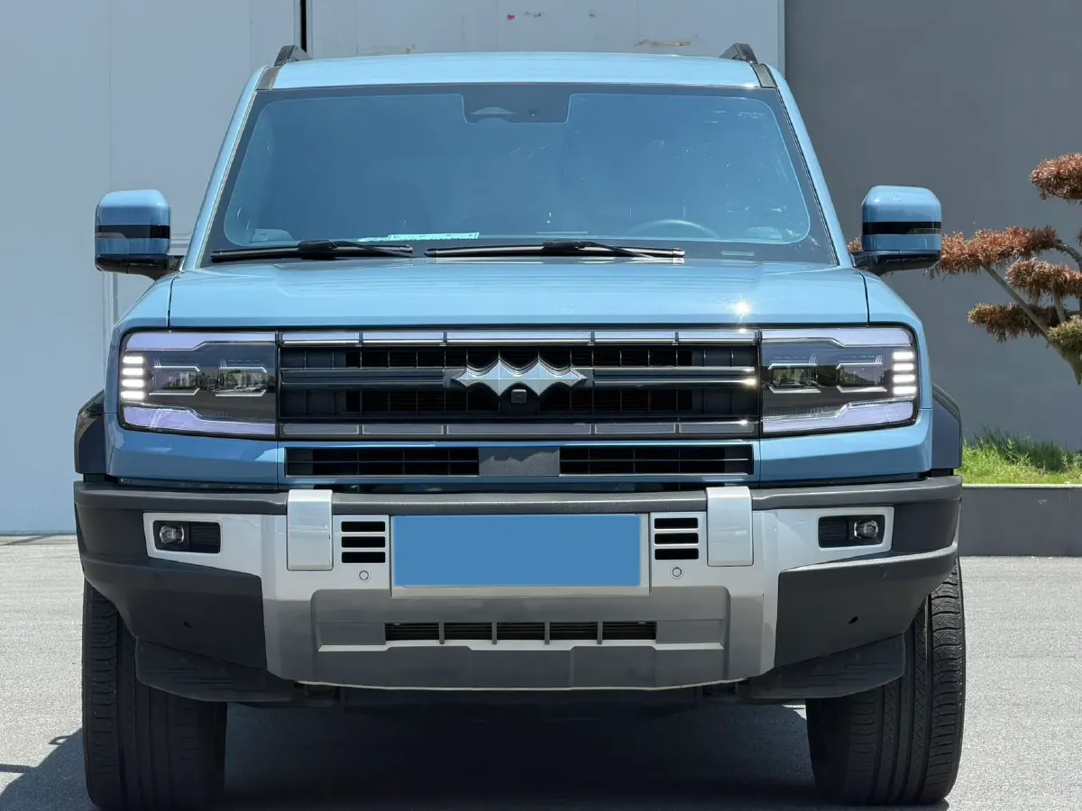2024 FangChengBao Bao 5 1.5T 194HP L4 E-CVT PHEV 31.8KWH,autocango,china used car exporter,china ev exporter,chinese used car exporter,chinese used ev exporter
