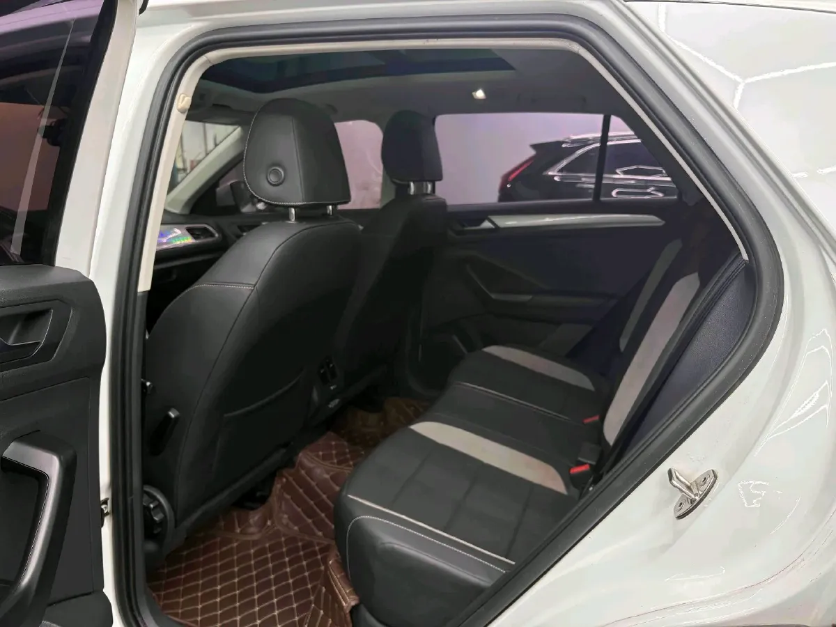 2018 Borgward BX5 1.8T 190HP L4 6AT,autocango,china used car exporter,china ev exporter,chinese used car exporter,chinese used ev exporter