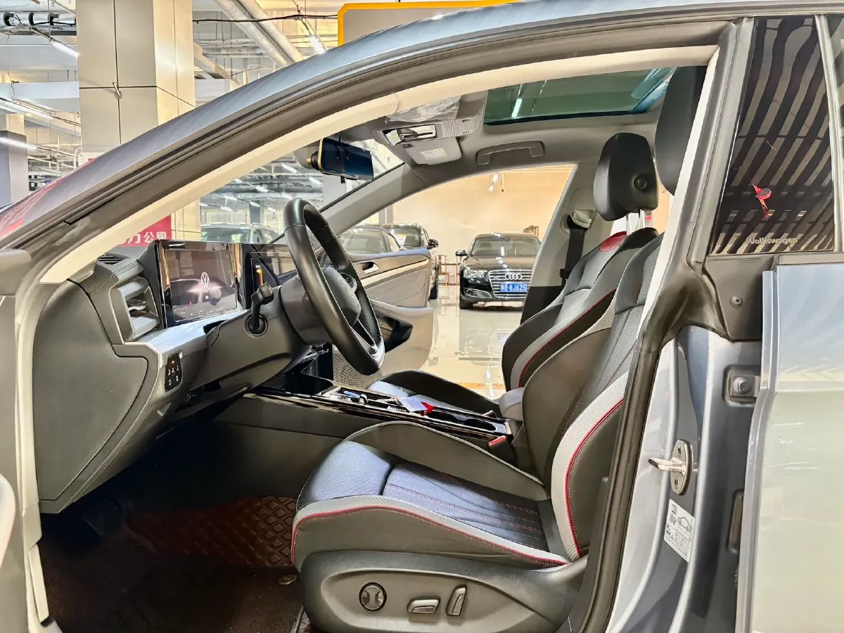 2022 Volkswagen Lavida 1.4T 150HP L4 7DCT,autocango,china used car exporter,china ev exporter,chinese used car exporter,chinese used ev exporter
