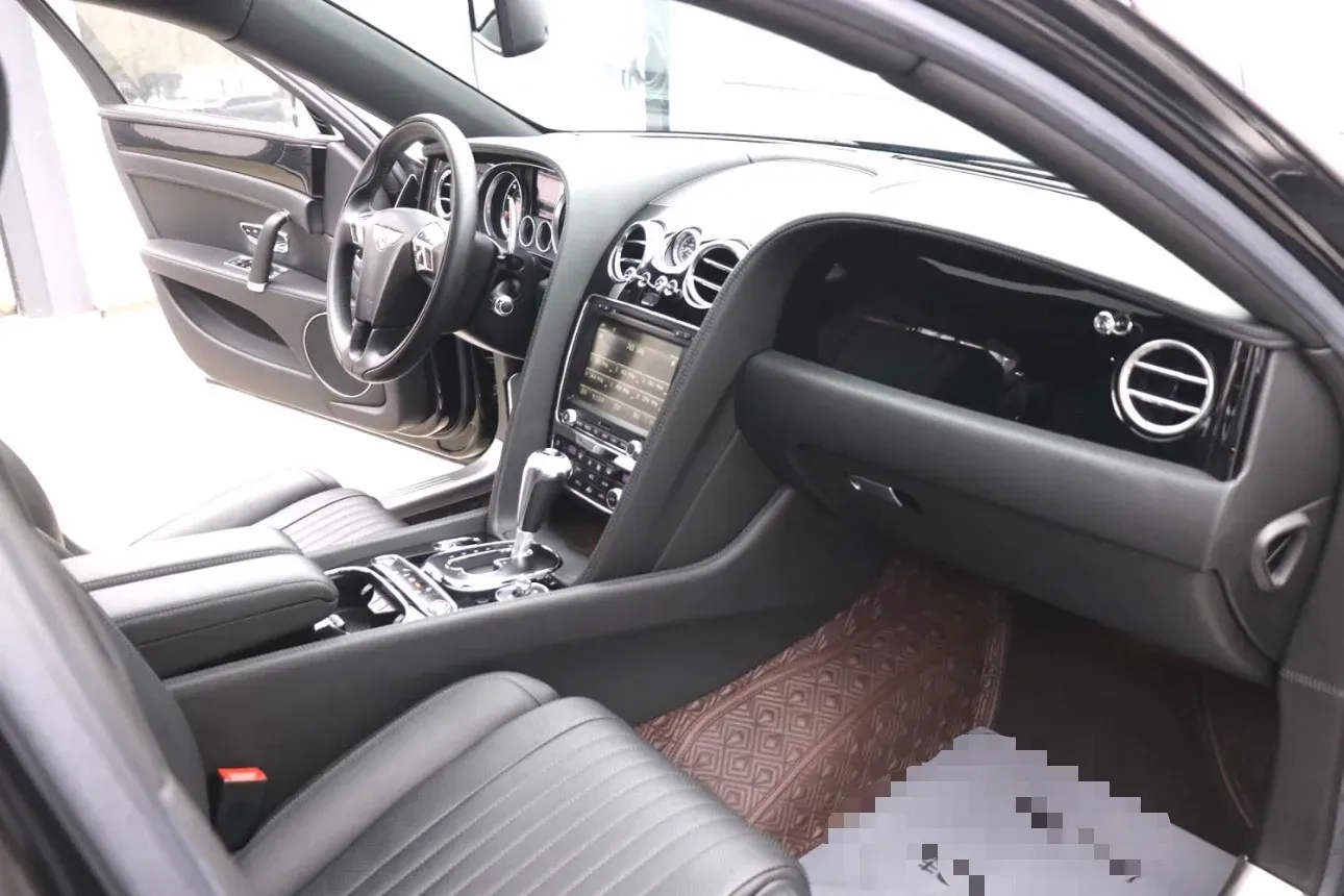2017 Bentley Flying Spur 4.0T 507HP V8 8AT,autocango,china used car exporter,china ev exporter,chinese used car exporter,chinese used ev exporter