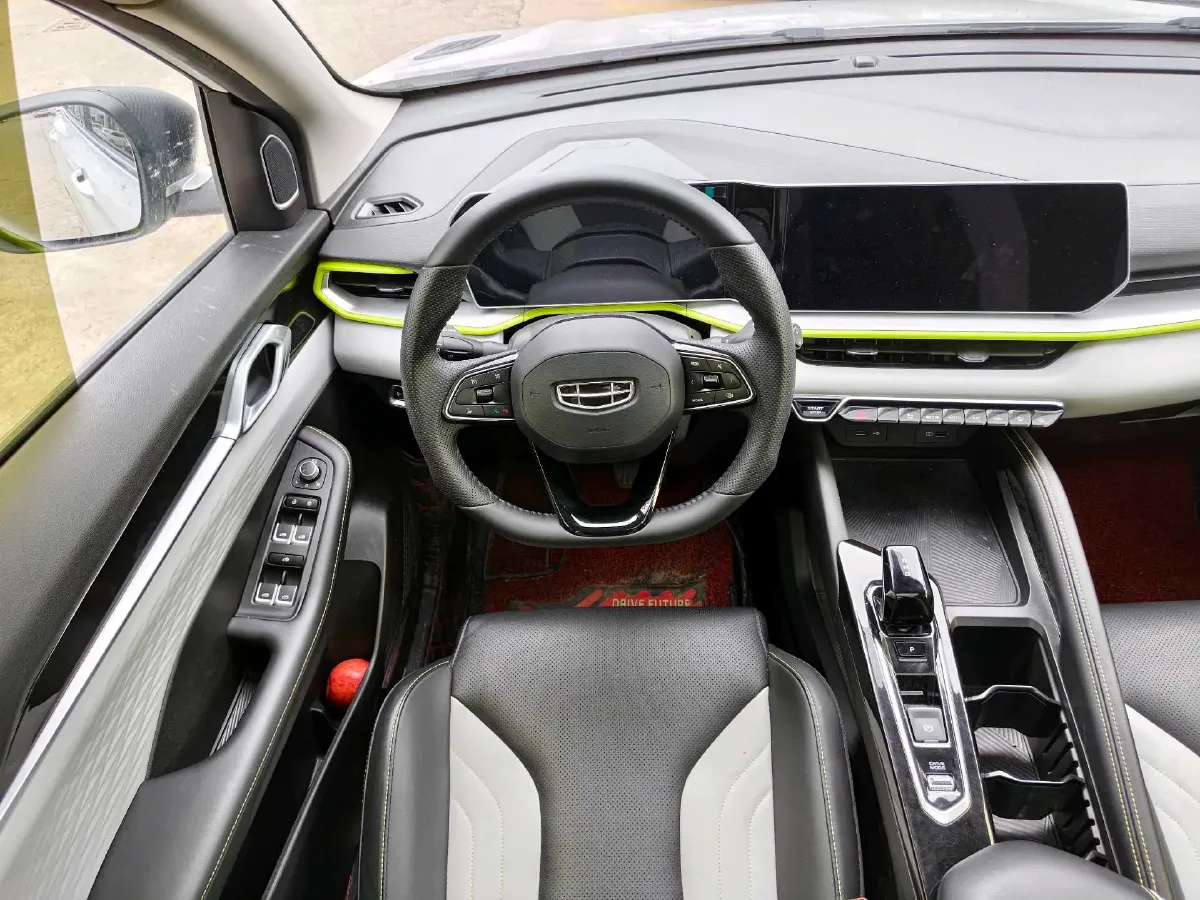 2022 Geely Coolray 1.5T 181HP L4 7DCT,autocango,china used car exporter,china ev exporter,chinese used car exporter,chinese used ev exporter
